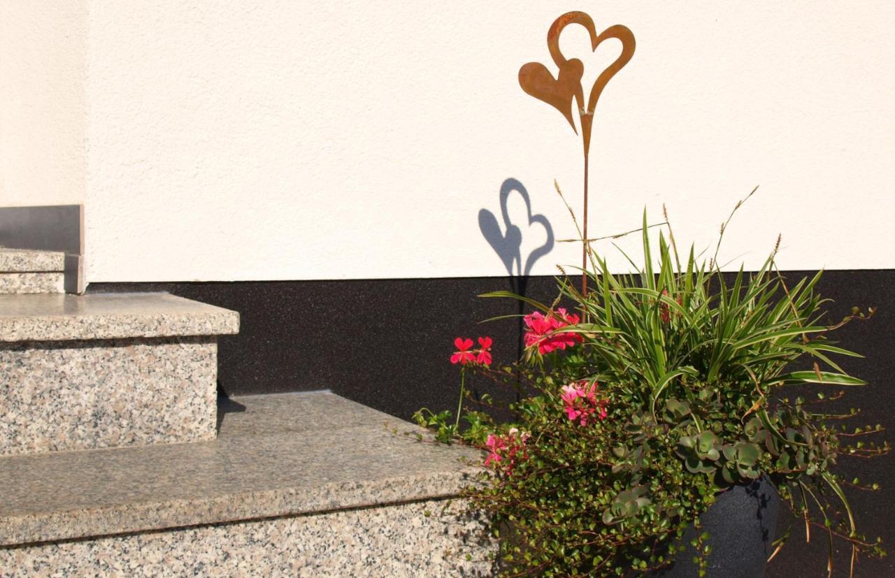 123 Zimmerfrei Schoneck Exteriör bild
